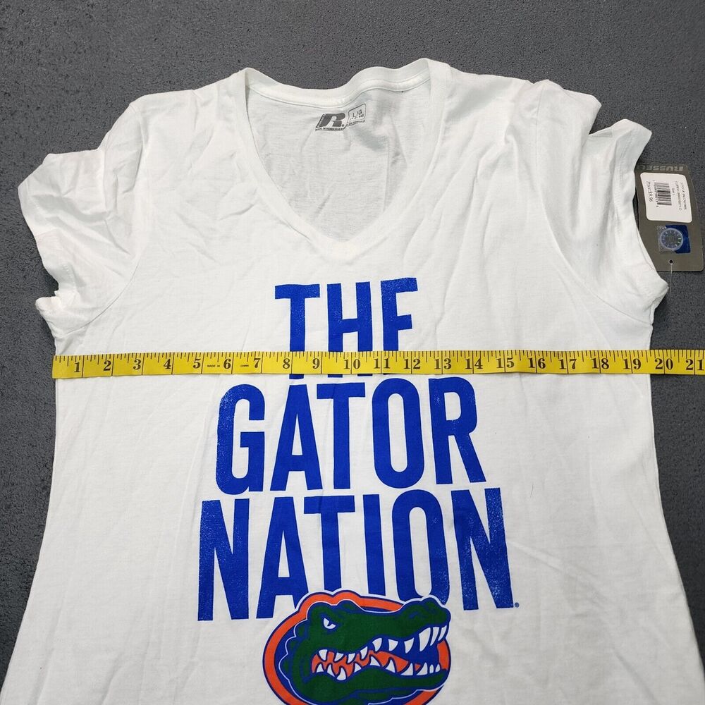 Russell Florida University "THE GATOR NATION" Women’s V-neck T-shirt Size L - Picture 10 of 11